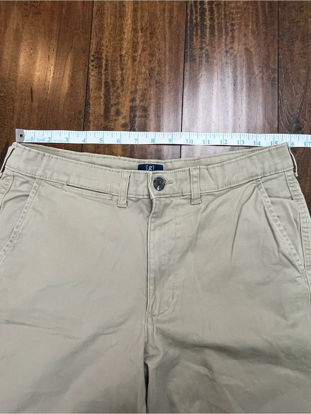 GEORGE Men’s Khaki Beige Shorts Flat Front Stretch 19” long Size 32